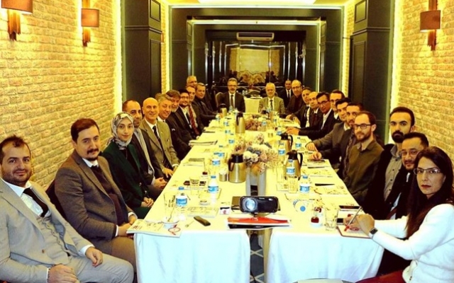 Öğütlü, başhekimlerle buluştu