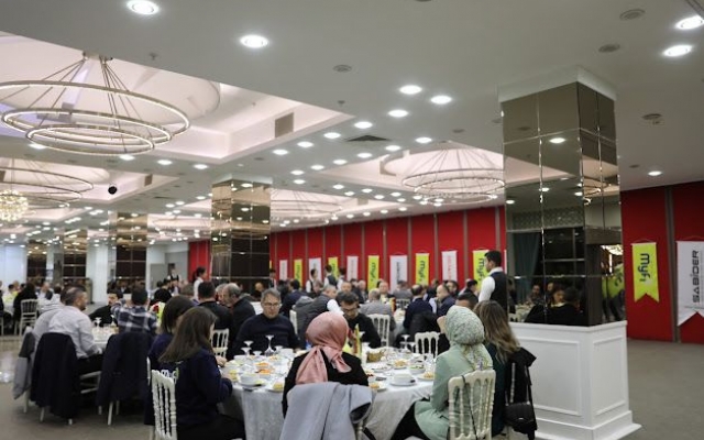 Bilişimciler birlikte iftar açtı
