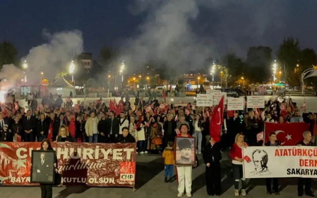 ADD Sakarya’dan Cumhuriyet yürüyüşü!