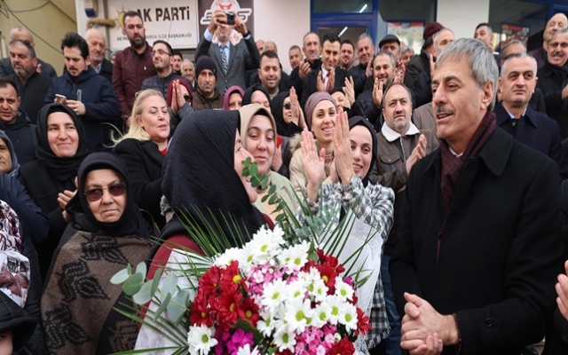 Başkan Adayı Alemdar'a Kaynarca'da yoğun ilgi