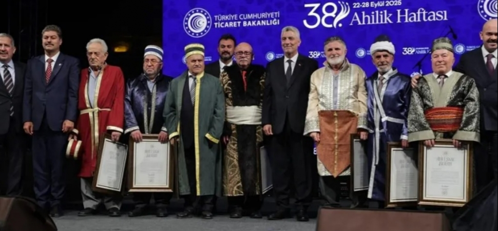 Yarım asırlık süpürge ustasına ahilik beratı