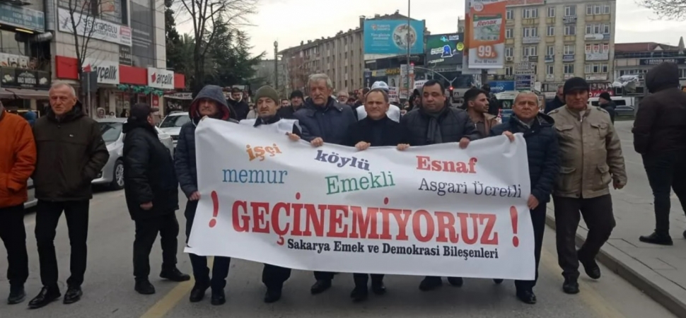 Sakarya'da ‘geçinemiyoruz’ yürüyüşü